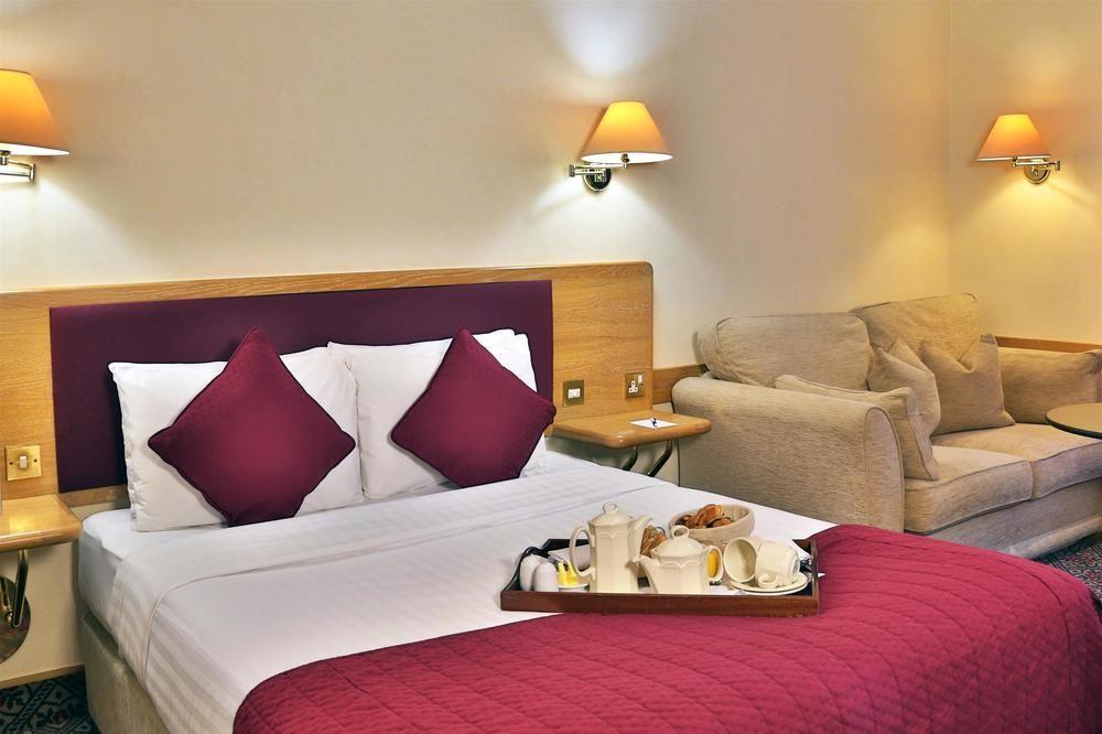Grosvenor 3*